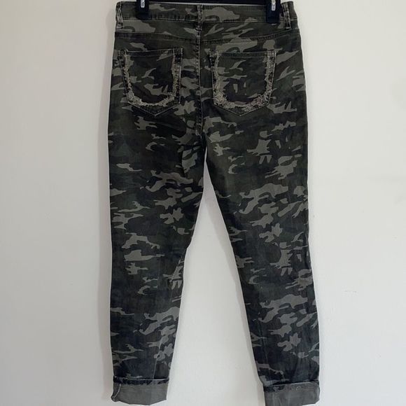 Vanilla Star Midrise Skinny Distressed Camo Jeans Juniors Size 7 - Picture 2 of 3